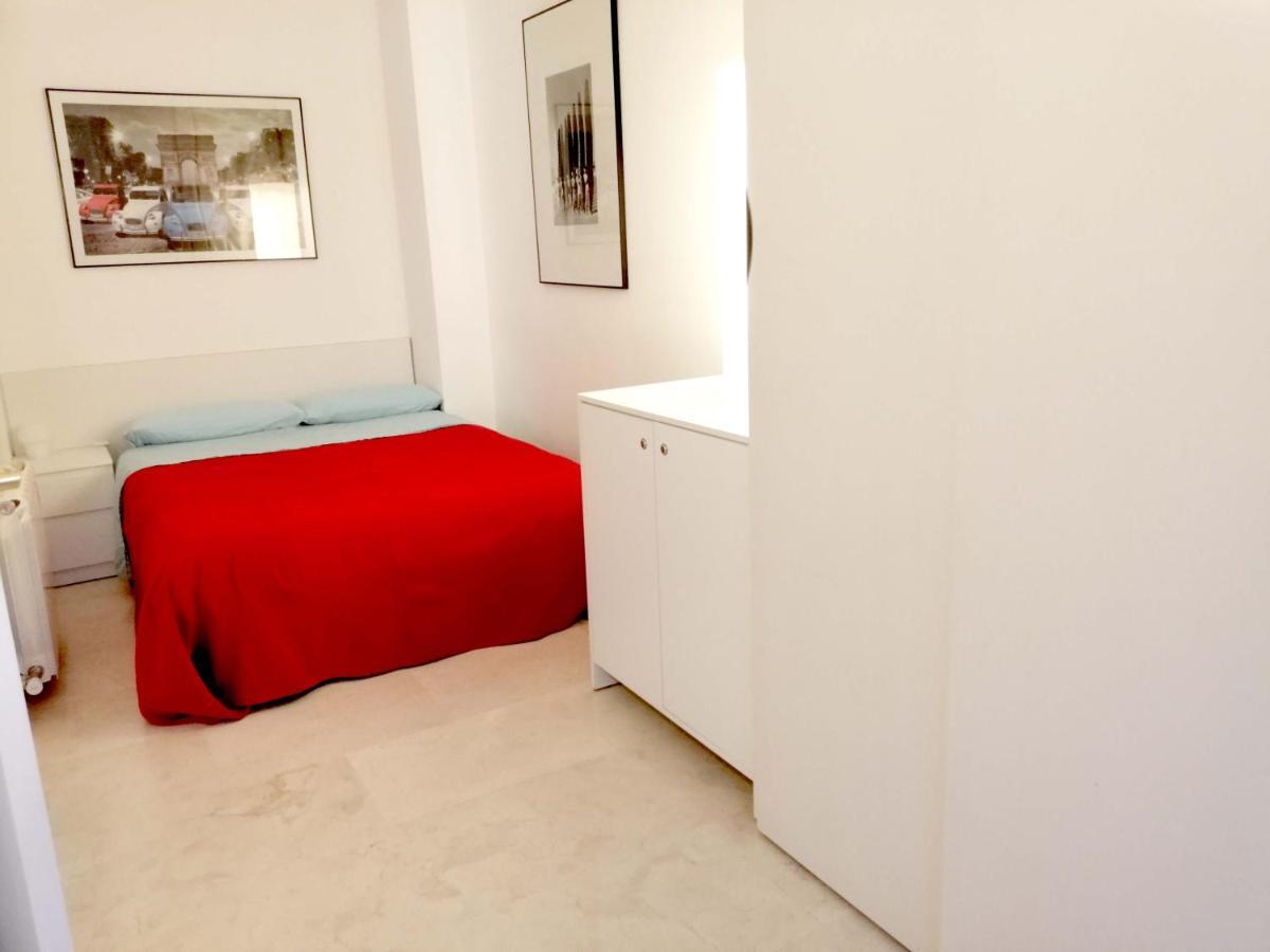 Apartment Enric Granados 15 Barcelona